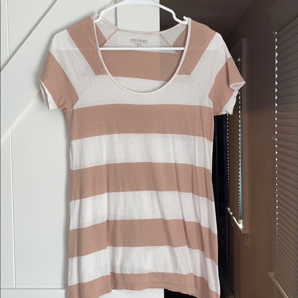 A Pea in the Pod Tops - Striped maternity tee